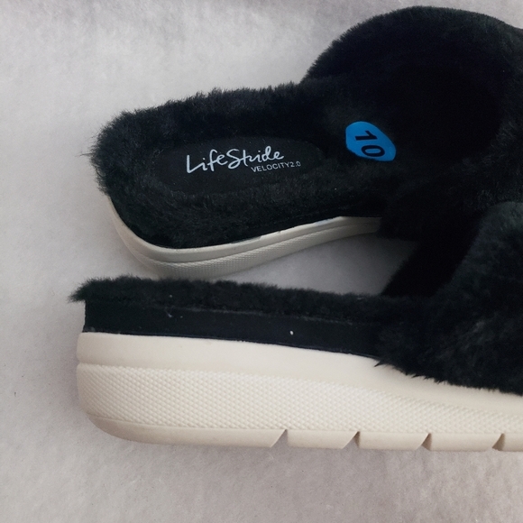 LifeStride Plushslipper Slide Slippers - Picture 5 of 10